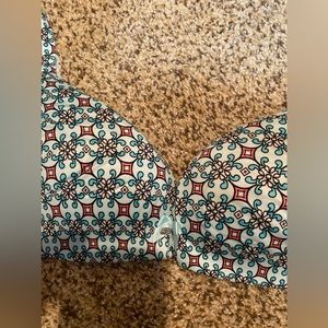 One Victoria Secret bra. Brand new without tags.